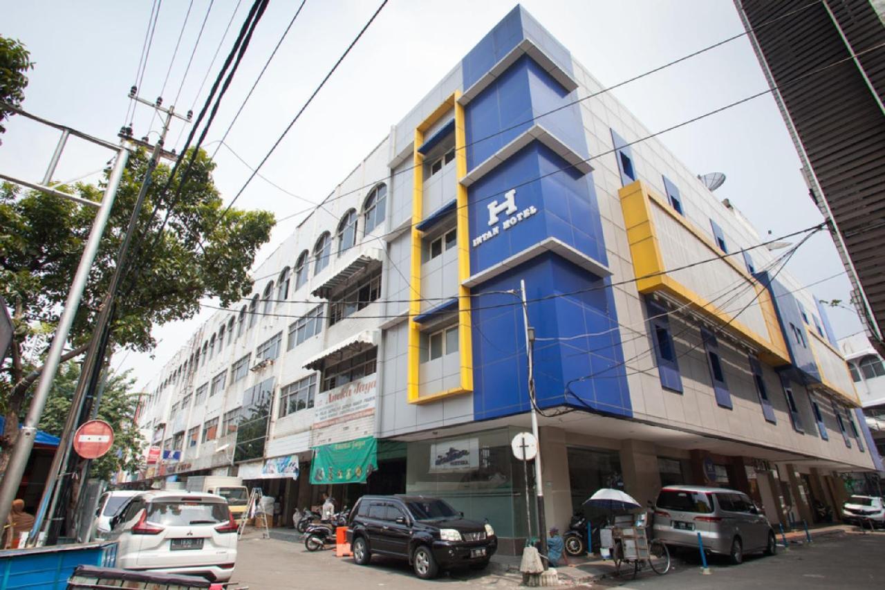 Reddoorz Near Pasar Turi Station Hotel Kapasari Ngoại thất bức ảnh